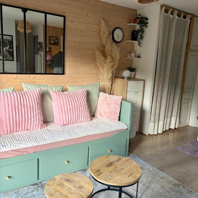 Studio Turquoise quartier Grattague vue MontBlanc - Studio - Vue sur Montagne - 5