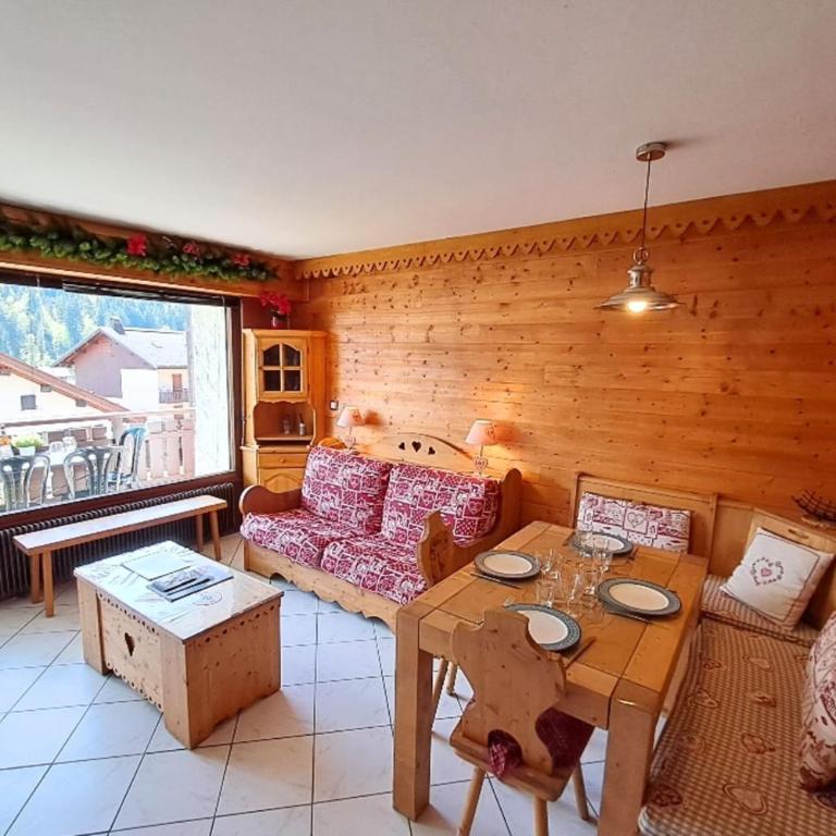 Studio avec balcon au centre du village - Studio - 1
