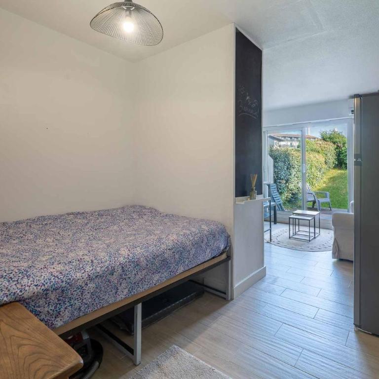 Charmant studio climatisé à deux pas de la plage! - Appartement 1 Chambre - 9