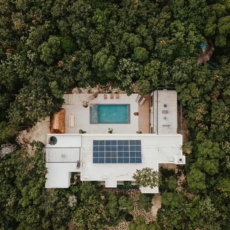 Jungle Retreat with Master Suites - Villa - 1