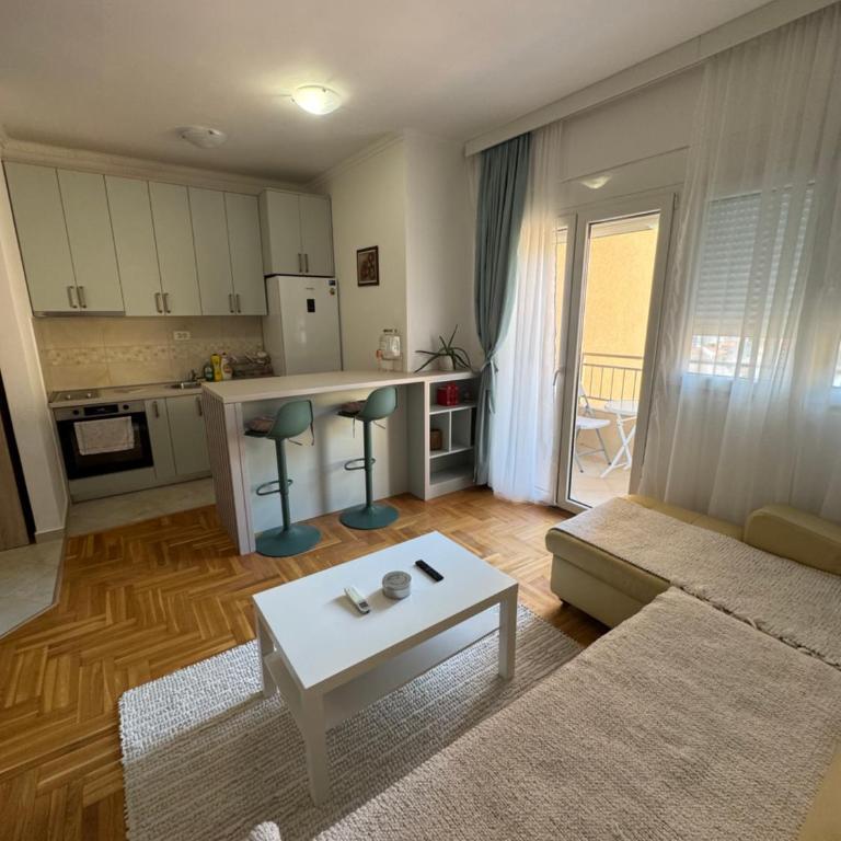 Budva RS Lux - One-Bedroom Apartment - 2