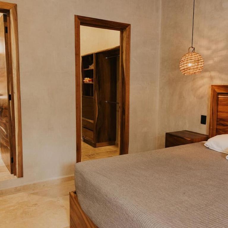 Jungle Retreat with Master Suites - Villa - 50