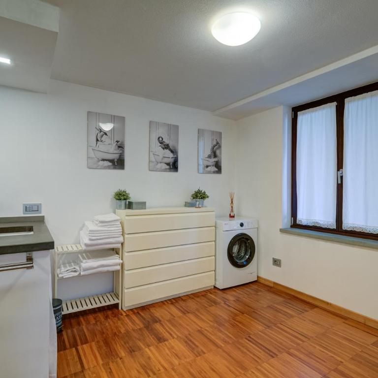 La BuCa - Como - Elegant apartment, 150 sq m - Private covered parking - Private terrace - Just 1500 mt from downtown - Appartamento con 2 Camere da Letto e Terrazza - 20