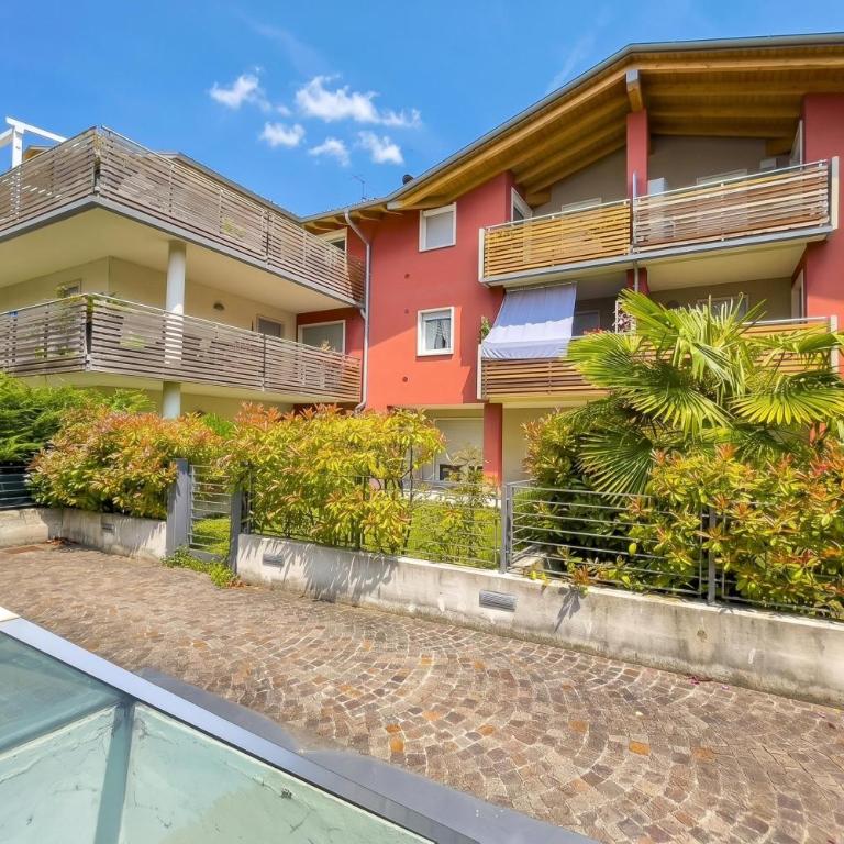Casa Margherita Few Minutes From Lake - Happy Rentals - Appartamento con Vista Montagna - 9