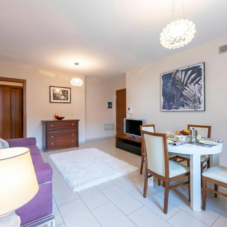 Casa Margherita Few Minutes From Lake - Happy Rentals - Appartamento con Vista Montagna - 13