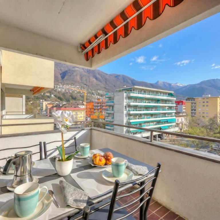 Lido Apartment Locarno with Balcony and Parking - Happy Rentals - Appartamento con Balcone - 1