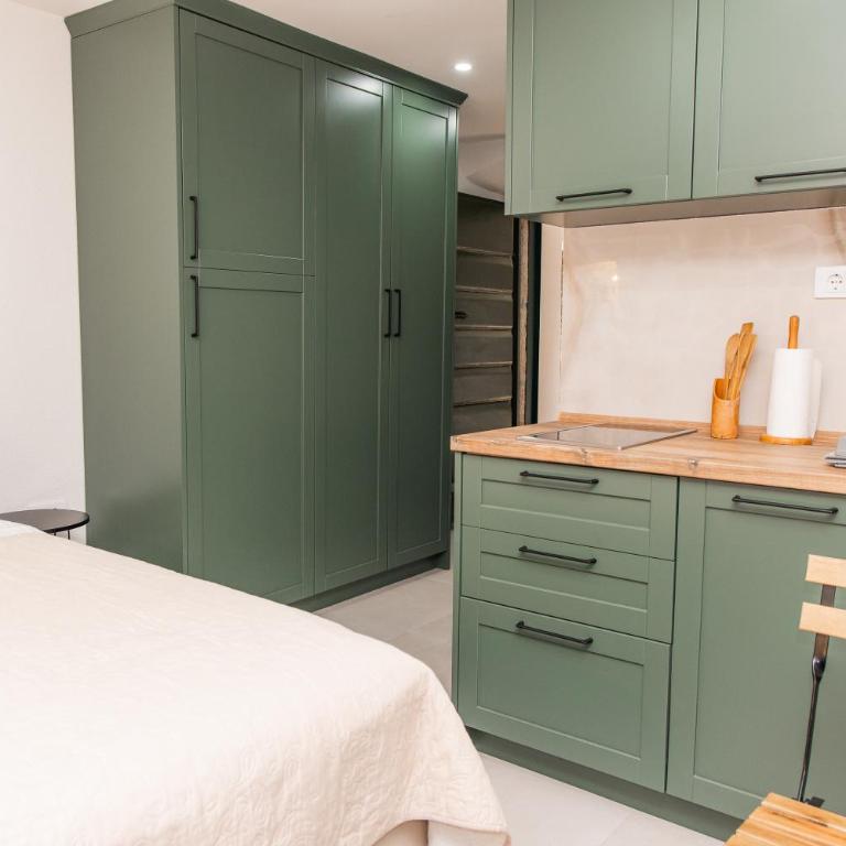 Apartmani Kostic - Studio sa Bračnim Krevetom (King-size) - 21