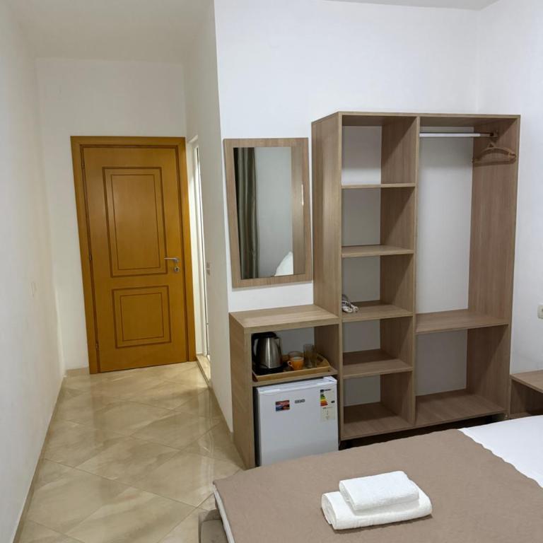 Apartments Casa Mia - Dvokrevetna Soba sa Bračnim Krevetom i Balkonom - 3