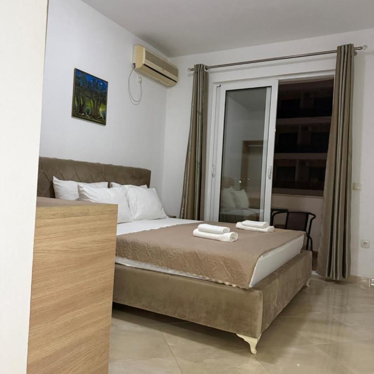Apartments Casa Mia - Dvokrevetna Soba sa Bračnim Krevetom i Balkonom - 4
