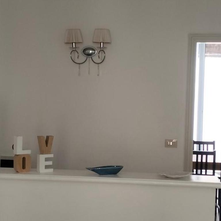 Marmorea Holiday Home - Three-Bedroom Apartment - 18