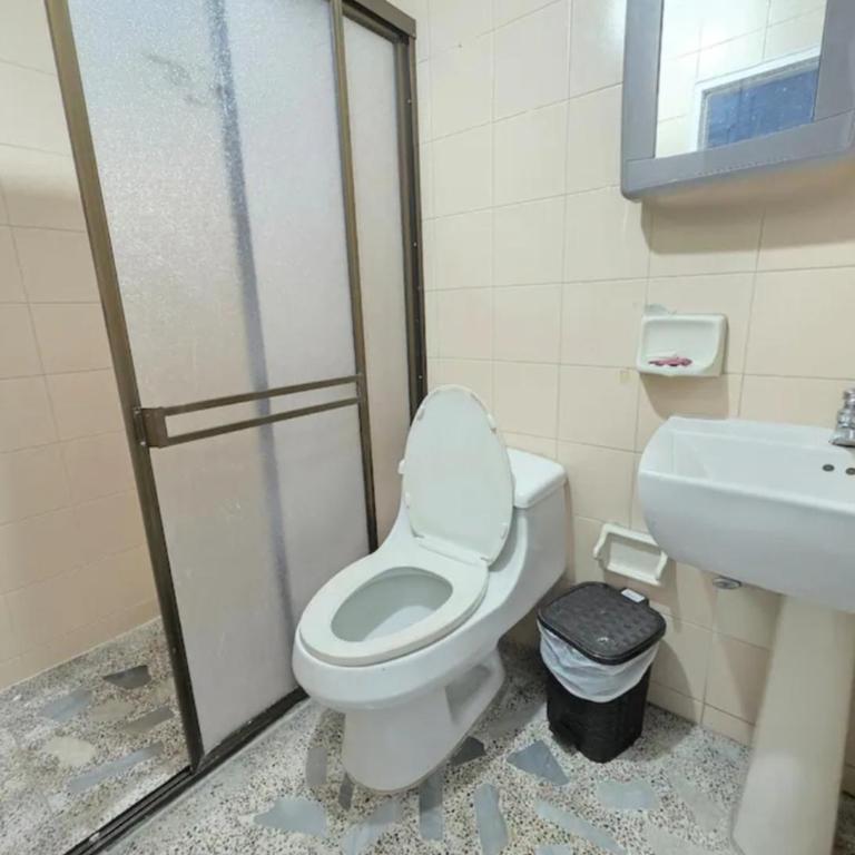 Spacious apartment in Laureles Estadio - Two-Bedroom Apartment - 17
