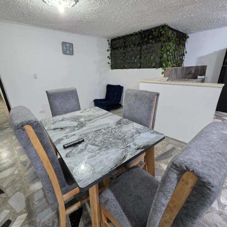 Spacious apartment in Laureles Estadio - Two-Bedroom Apartment - 13