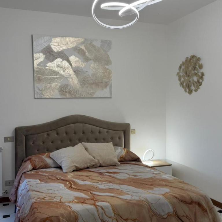 Pisa center design - Large Double Room - 4