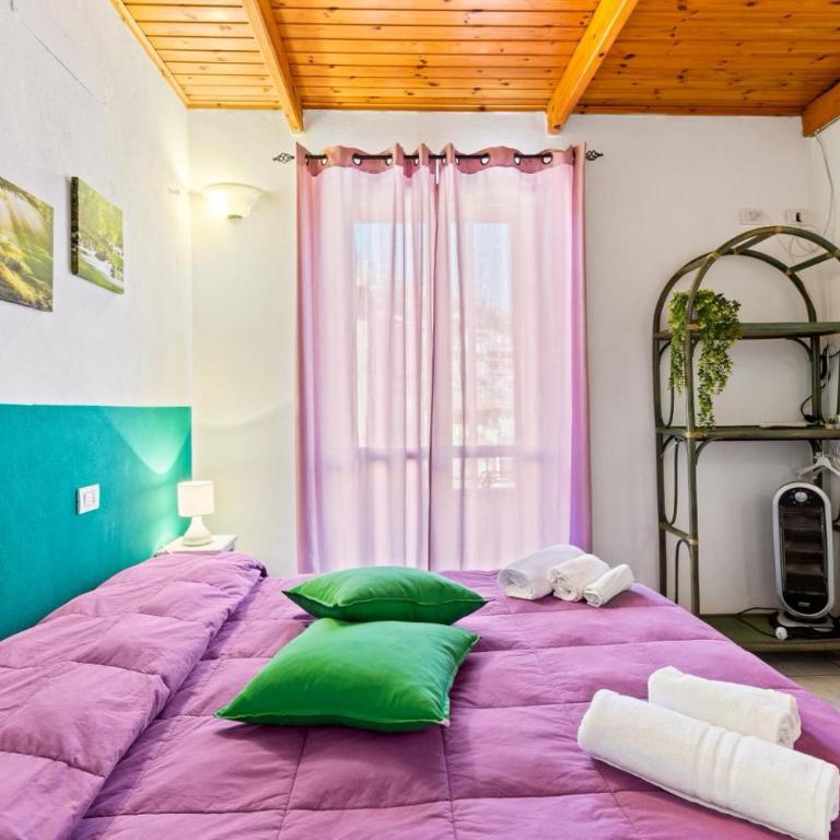 Bed and Breakfast Cala Luna - Camera Matrimoniale Deluxe con Balcone e Vista Mare - 3