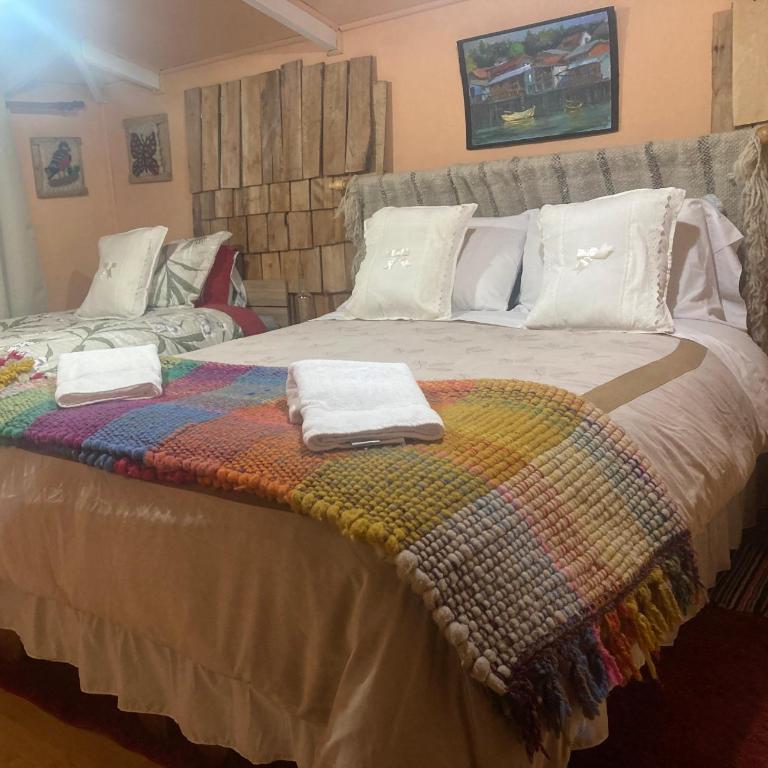 Art Gallery hostal Castro Chiloè - Triple Room - 3