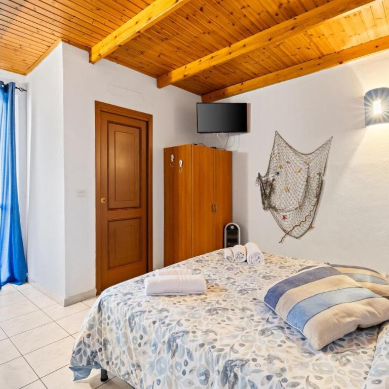 Bed and Breakfast Cala Luna - Camera Matrimoniale con Balcone e Vista Mare - 7