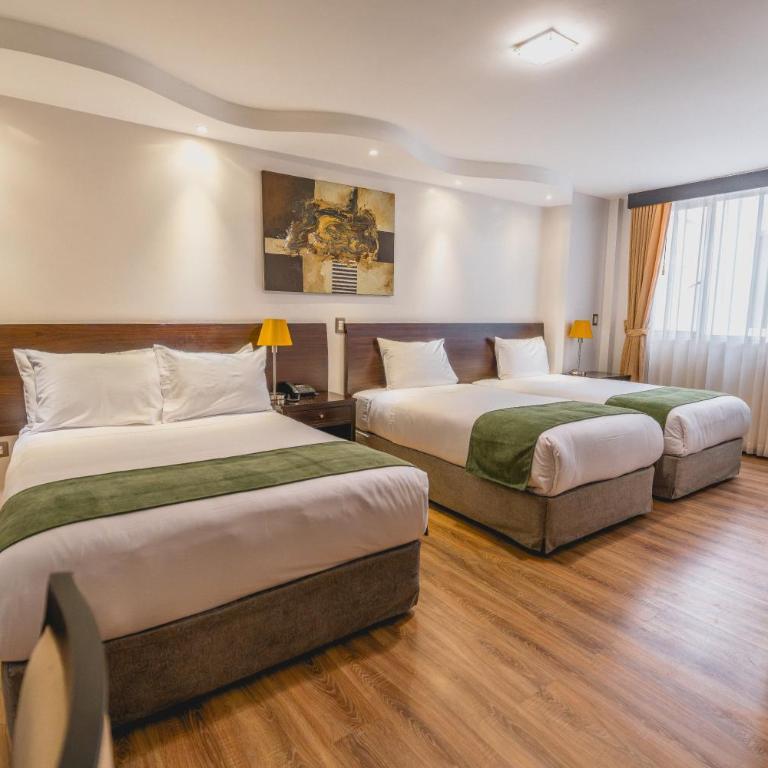 Zamorano Real Hotel - Classic Triple Room - 1