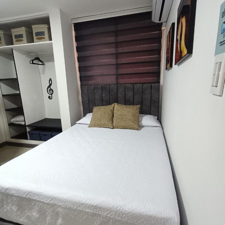 El Rodadero Beautiful Apartment 50 meters from the beach come rest or work - Two-Bedroom Apartment - 31
