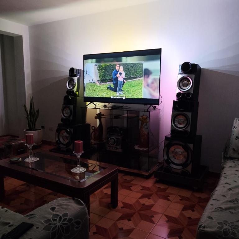Mini departamento, TV y WIFI cerca a Barranco - Habitación Doble con baño privado - 24