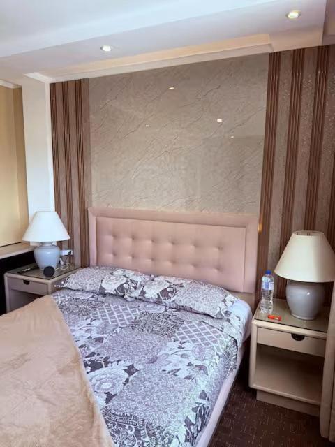 Suites Edificio Akros - Habitación Doble con baño privado - 12
