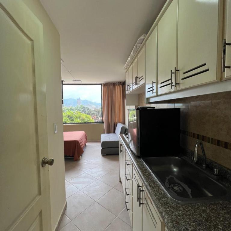 Cozy Suite and Jacuzzi with ocean views in Atacames - One-Bedroom Apartment - 5