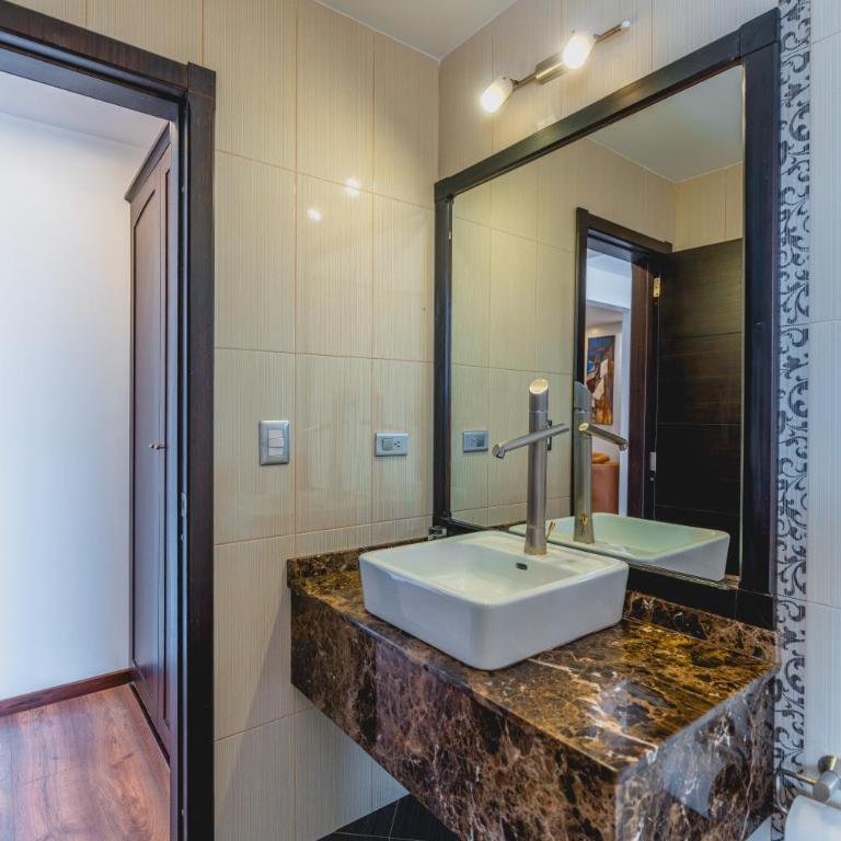 Zamorano Real Hotel - Queen Suite with Spa Bath - 7