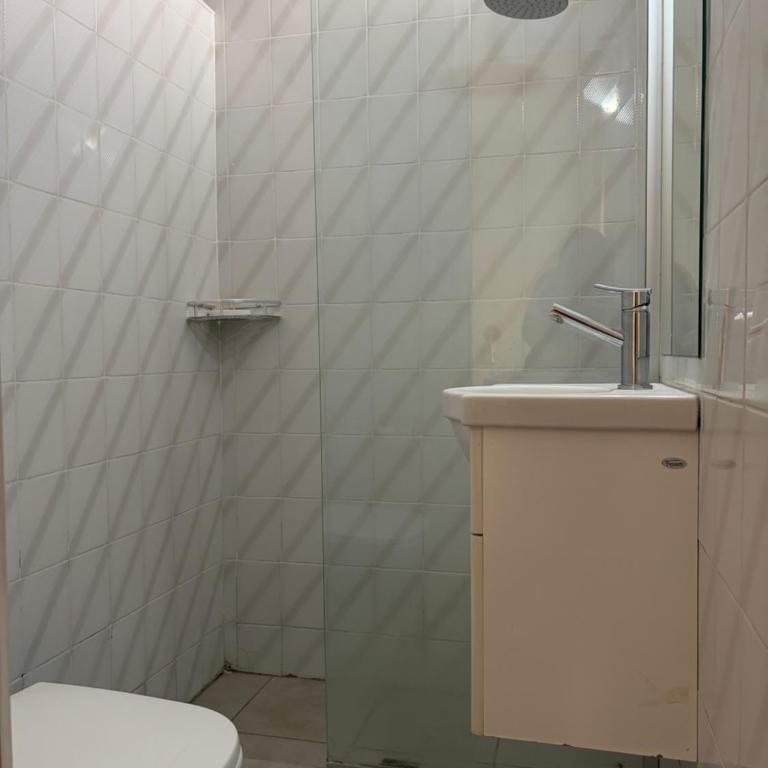 Casa de 3 dormitorios - Check in Autonomo con Pileta de Verano - Centrica - Three-Bedroom Vacation Home - 32