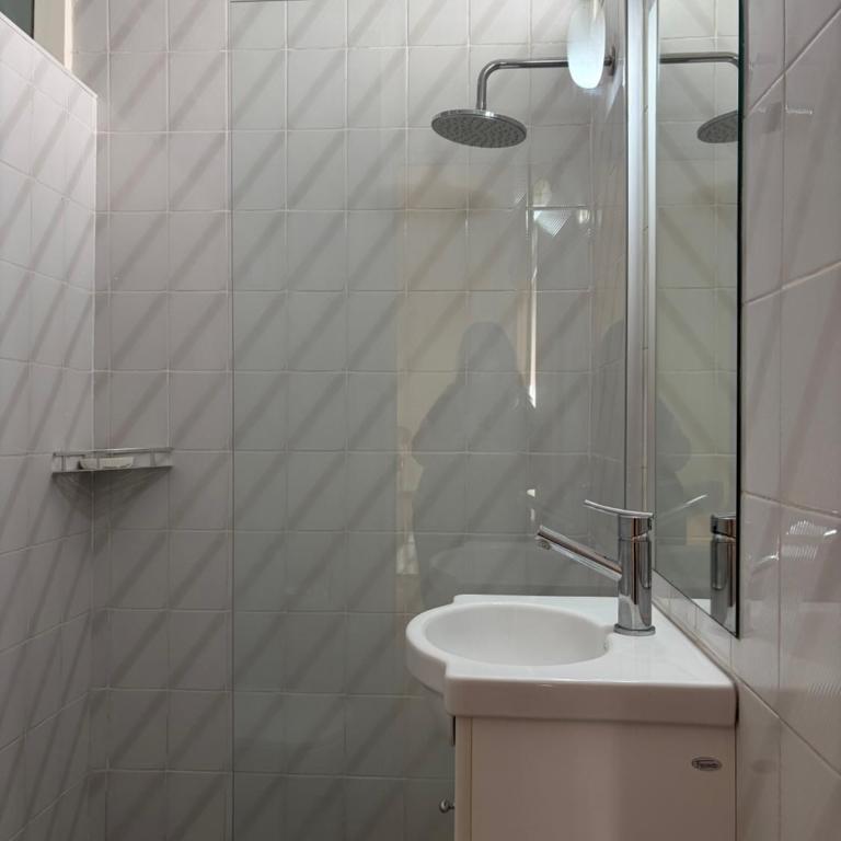Casa de 3 dormitorios - Check in Autonomo con Pileta de Verano - Centrica - Three-Bedroom Vacation Home - 31