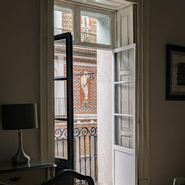 Vista en balcones a Casa Muñecos y Edif Francés - Apartamento de 2 dormitorios con balcón - 20