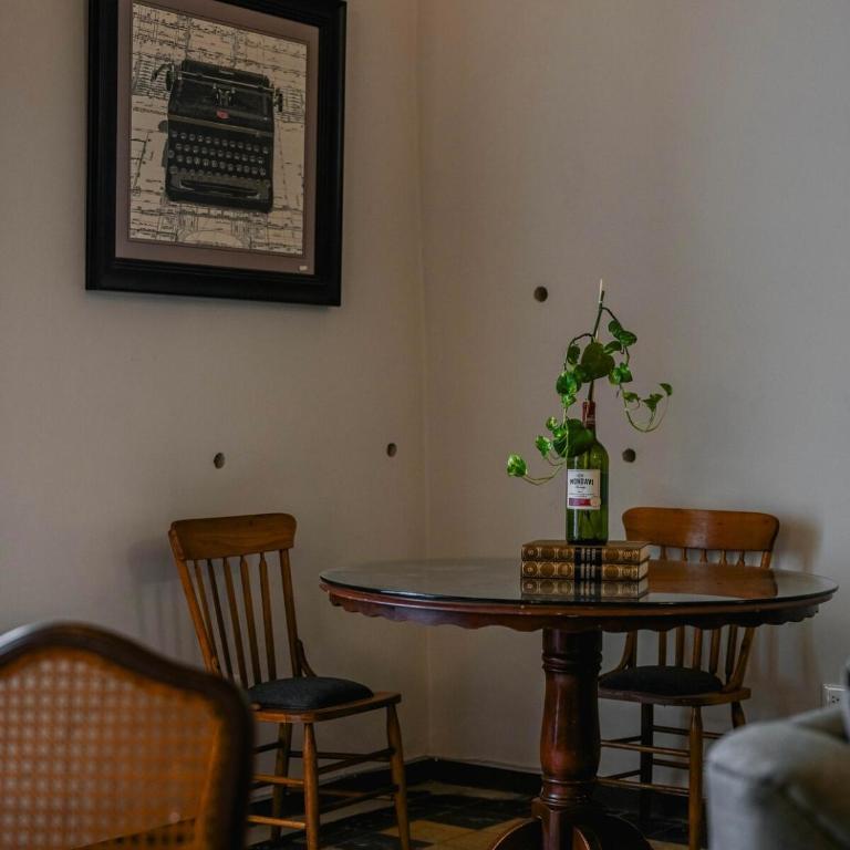 Vista en balcones a Casa Muñecos y Edif Francés - Apartamento de 2 dormitorios con balcón - 45