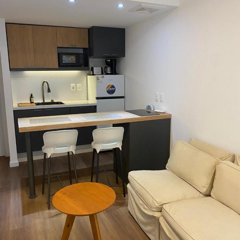 Hermoso apartamento en Pocitos excelente ubicación - One-Bedroom Apartment - 4