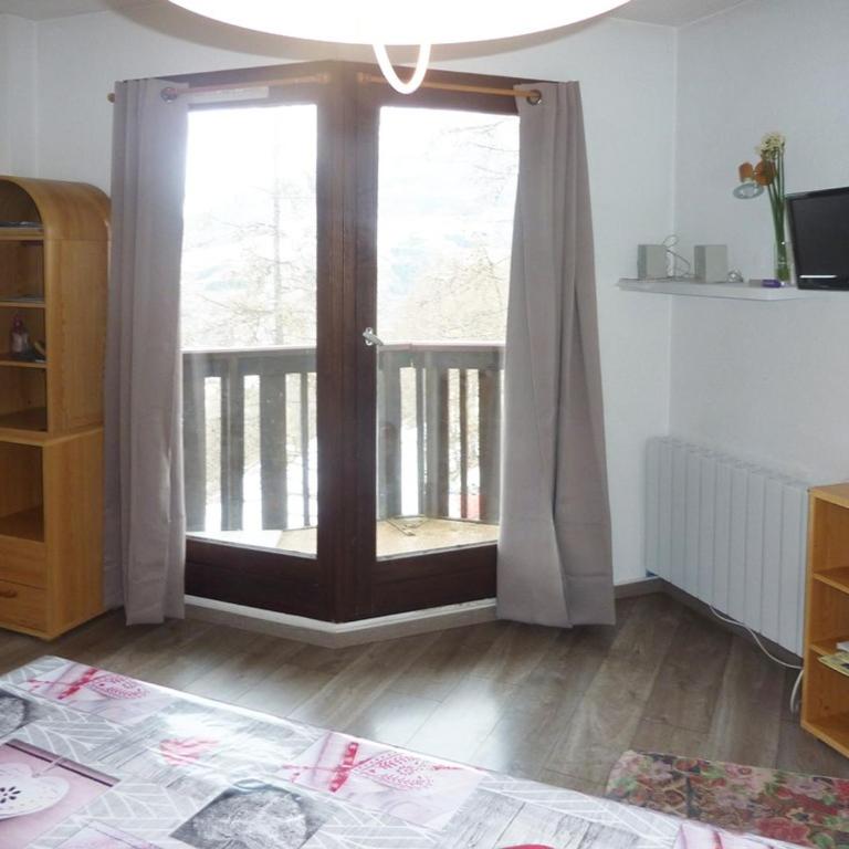 Studio confortable pour 4 pers avec départ skis aux pieds - FR-1-322-397 - Apartment (4 Adults) - 2