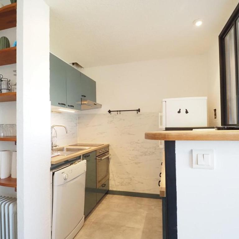 Appartement climatisé, parking - 5 pers. - FR-1-874-10 - Apartment - 2