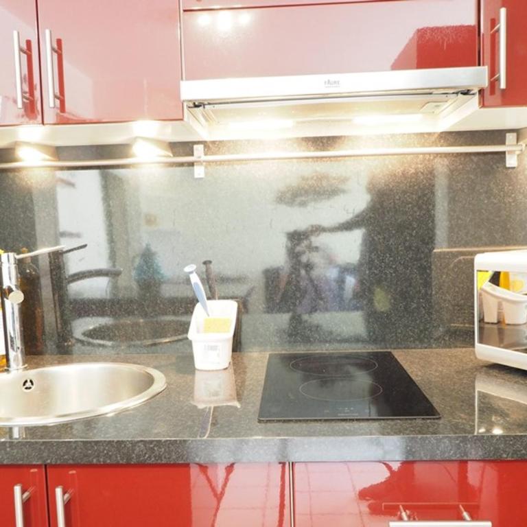 Appartement avec piscine, parking - 4 pers. - FR-1-874-30 - Apartment - 7