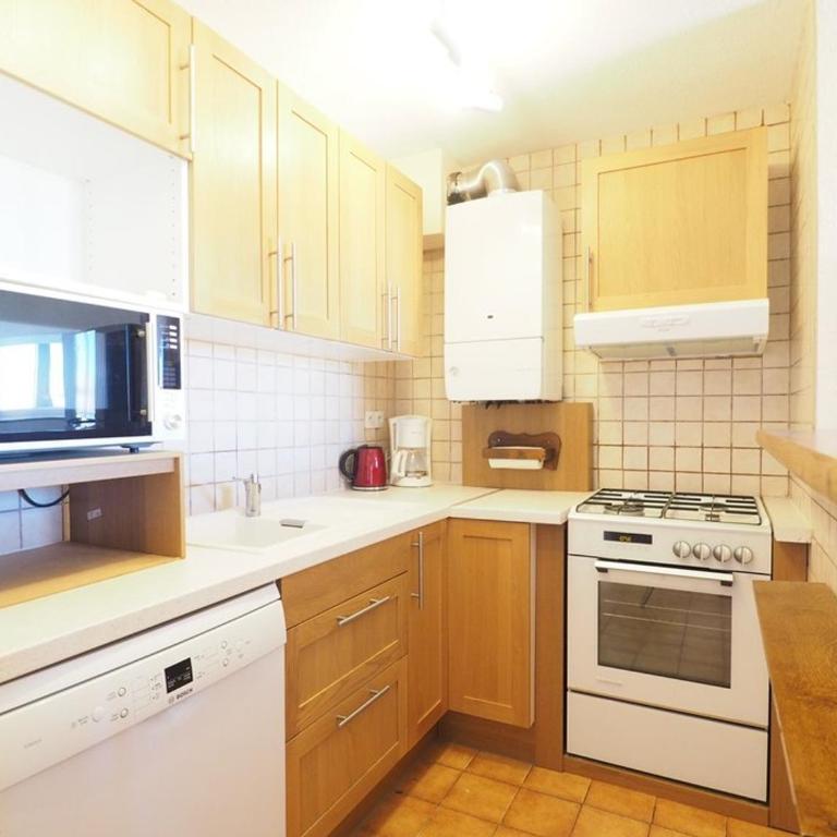 Spacieux T2, clim, parking, proche plage - 4 pers. - FR-1-874-47 - Appartement - 8