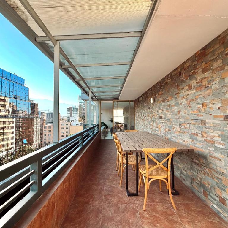 Hotel Tempo Rent - Two-Bedroom Deluxe Apartment with Balcony - 1