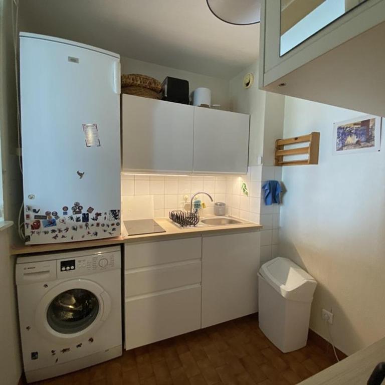 Appartement charmant, centre et parking - 5 pers. - FR-1-874-50 - Apartment - 4