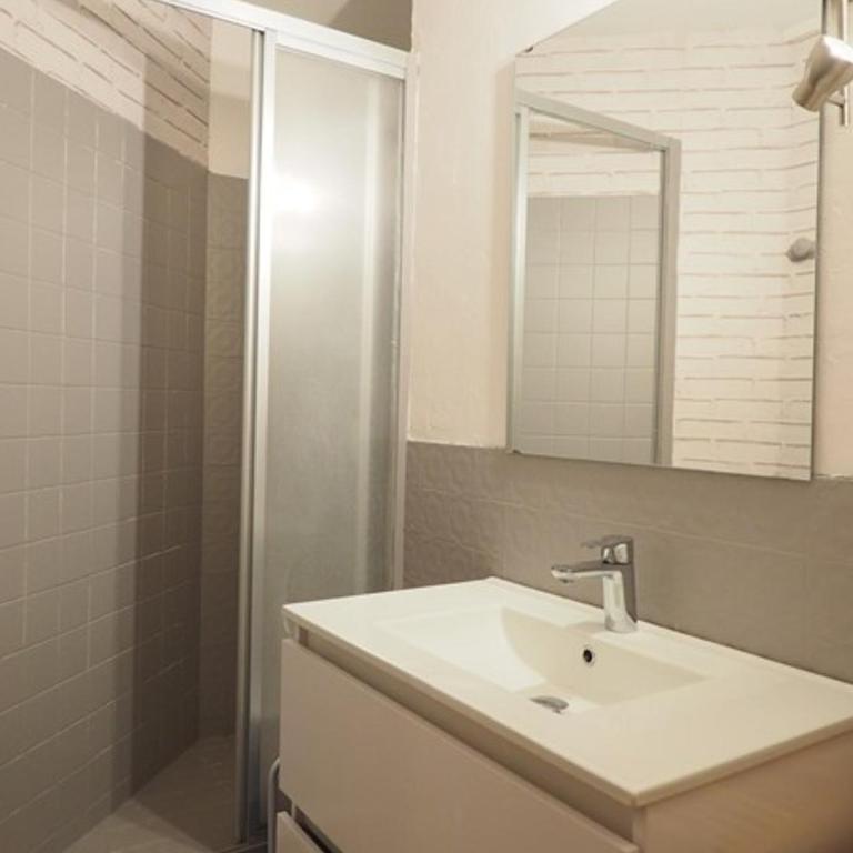 Appartement rénové avec parking - 7 pers. - FR-1-874-49 - Apartment - 5