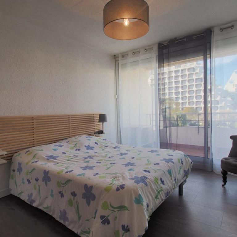 Bel appartement en centre-ville, parking - 4 pers. - FR-1-874-48 - Apartment - 4