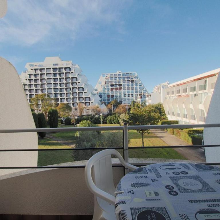 Bel appartement en centre-ville, parking - 4 pers. - FR-1-874-48 - Apartment - 7