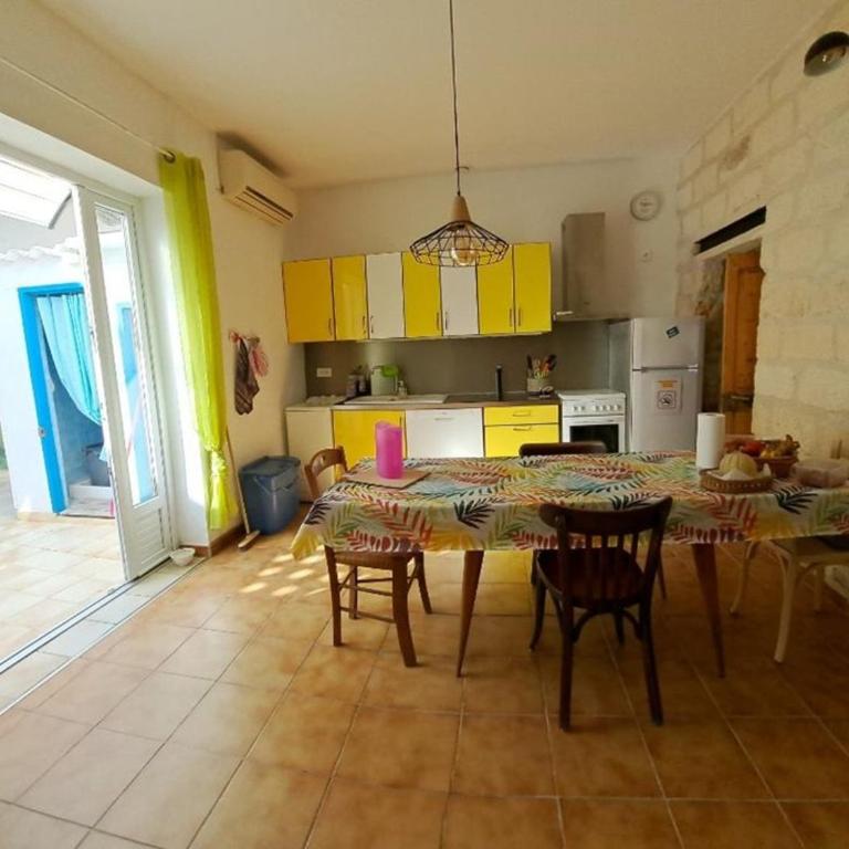 Maison de pêcheur clim, en ville - 6 pers. - FR-1-874-55 - Ferienhaus - 2