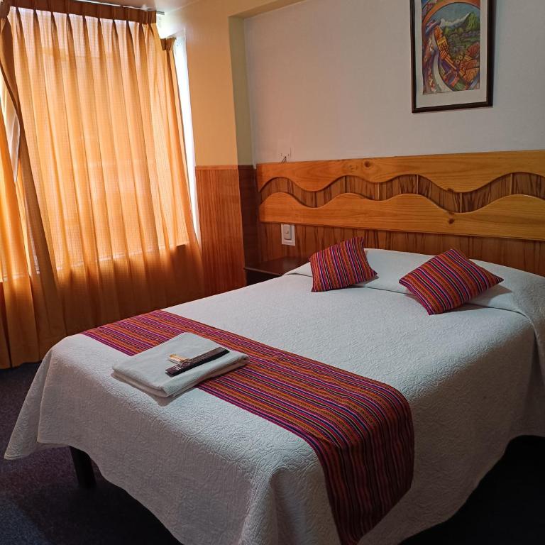 Hostal Horizonte - Double Room with Private Bathroom - 1