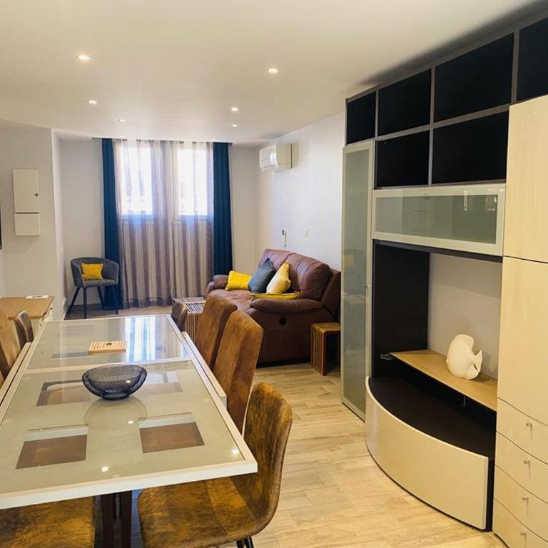 Grande maison clim au centre - 8 pers. - FR-1-874-83 - Ferienhaus - 3