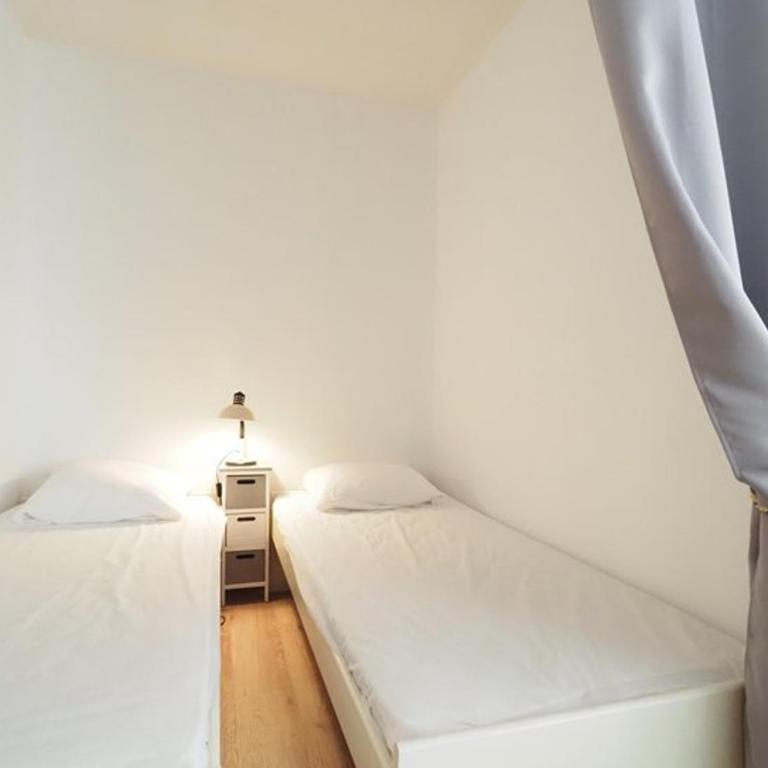 Studio spacieux en centre-ville - 4 pers. - FR-1-874-76 - Apartment - 2