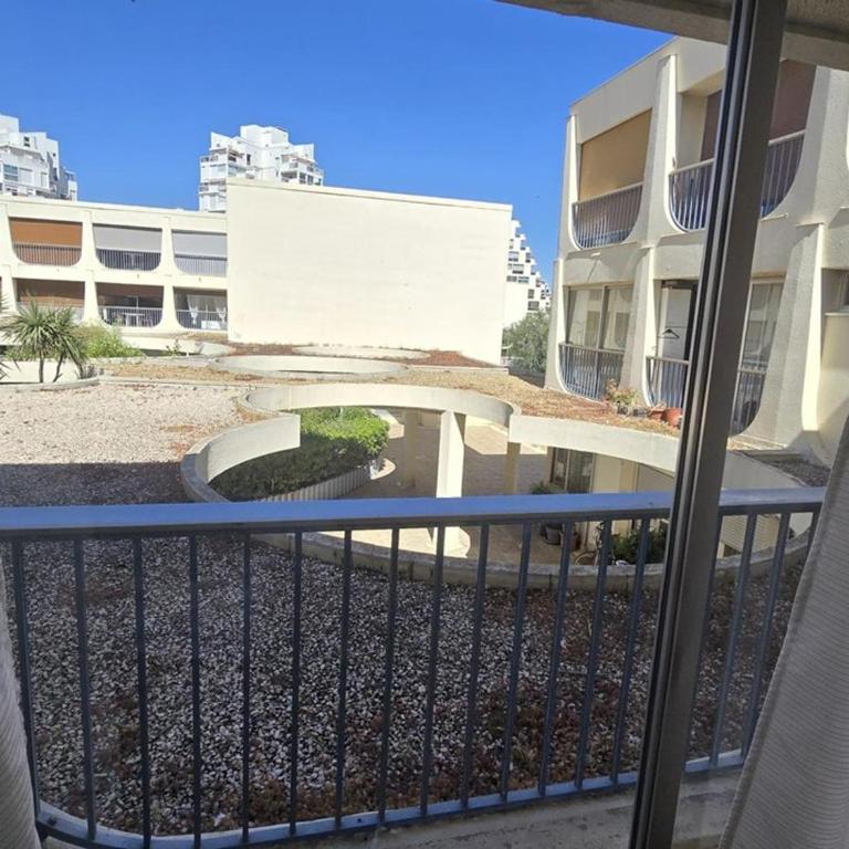 Studio coquet climatisé - 2 pers., centre-ville - FR-1-874-64 - Studio - 5