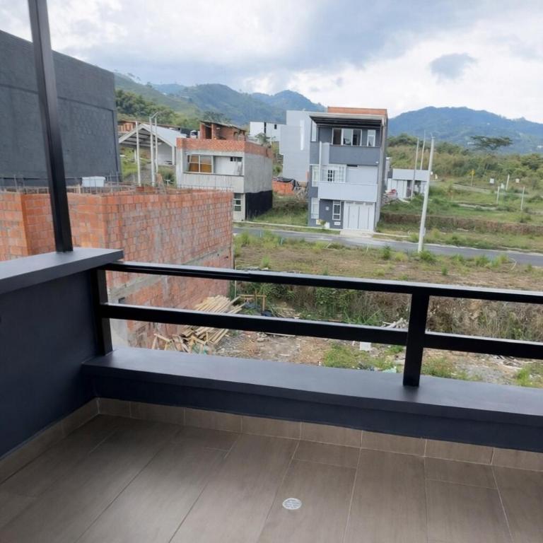 Modern, comfortable, and conveniently located apartment - Apartamento de 1 dormitorio - 8
