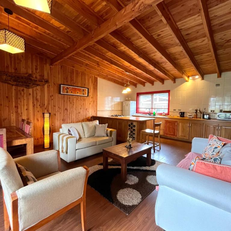 El Descanso del Quijote - Three-Bedroom Townhouse - 3