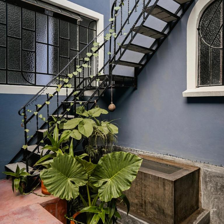 Casona 50's con patio, tina y estacionamiento priv - Four-Bedroom House - 20