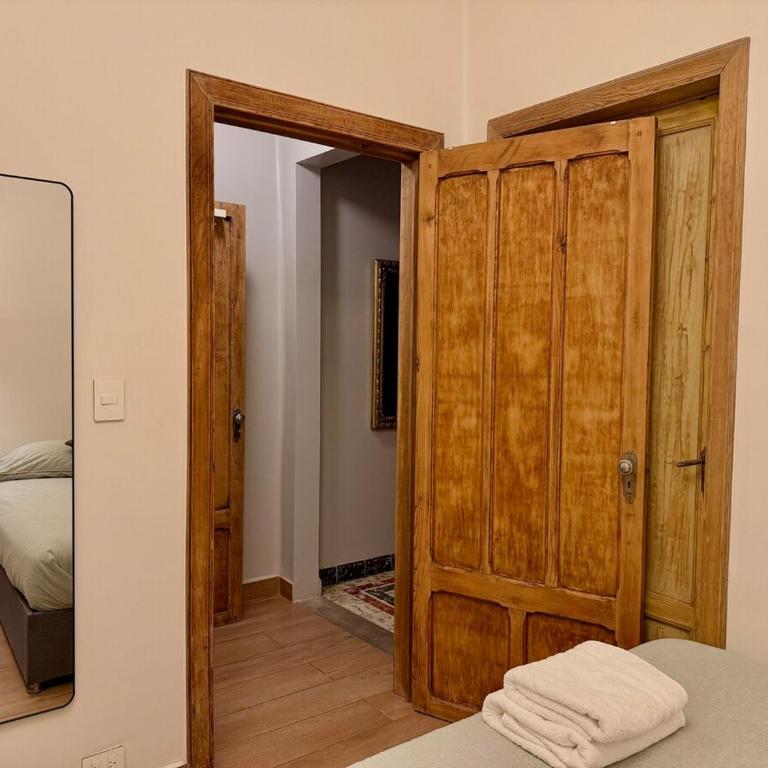 Casona 50's con patio, tina y estacionamiento priv - Four-Bedroom House - 52