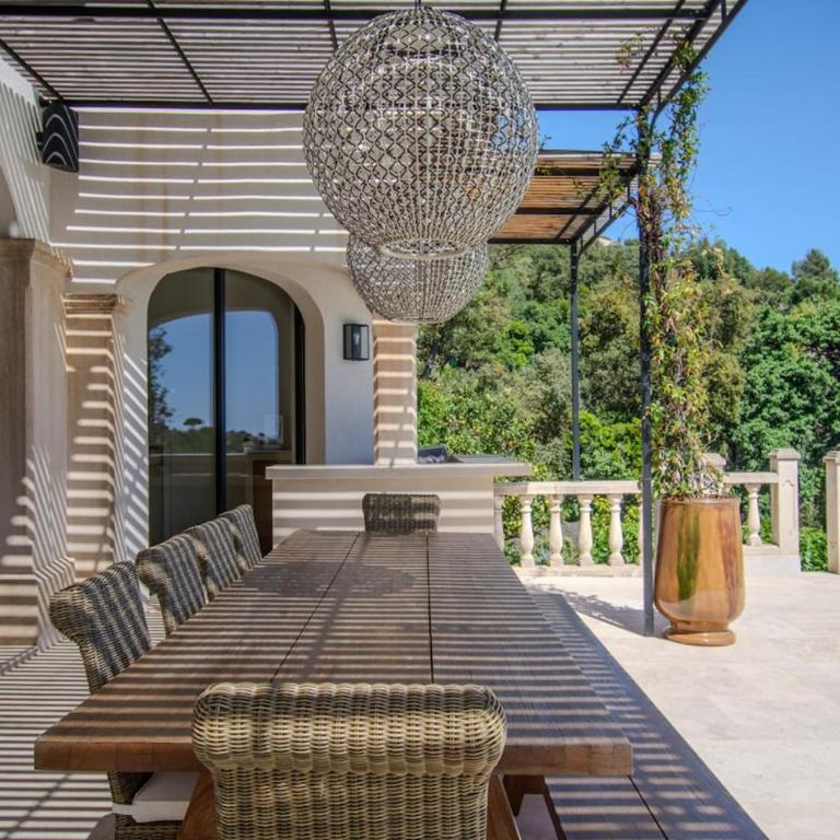 Cavalaire | Vue Mer Infinie & Piscine à débordement - Villa - 7